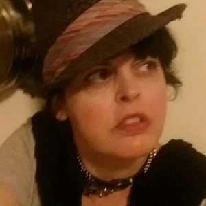 Meet your Posher, Kelli